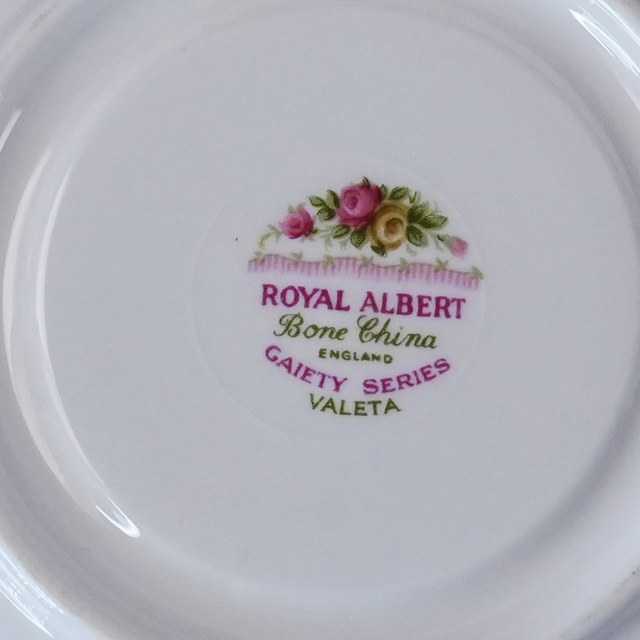 Royal Albert colour pictorial mark with roses, GAIETY SERIES, VALETA