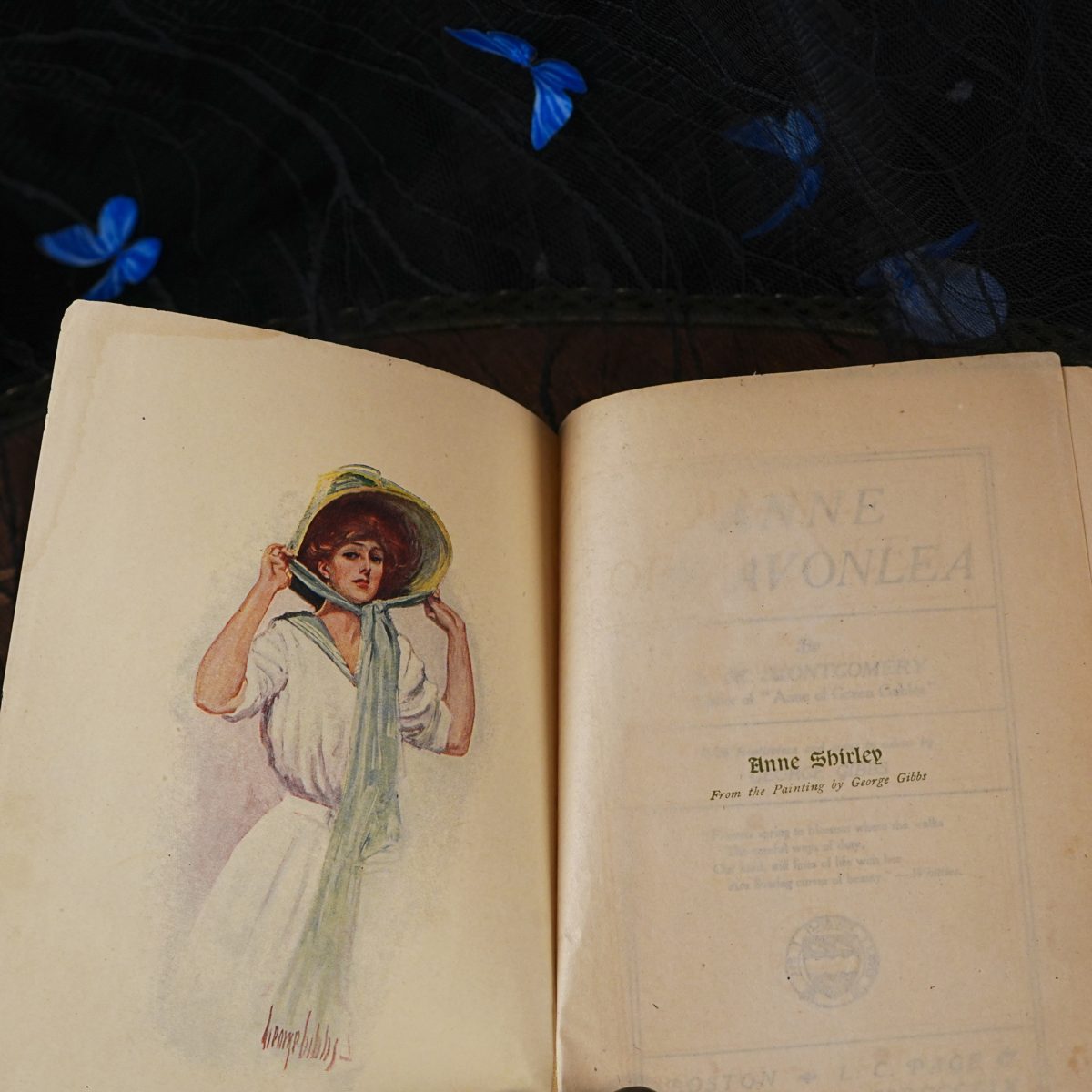 中文物件研究报告｜L. M. Montgomery《Anne of Avonlea》（Boston: L. C. Page & Company, MDCCCCIX = 1909｜版权页印 Third Impression, September 1909｜George Gibbs 彩色贴画封面） photo 5