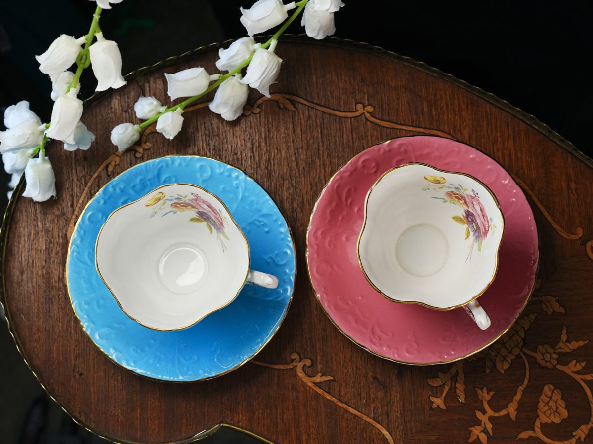 Vintage Aynsley Cottage Bouquet Teacup & Saucer photo 2