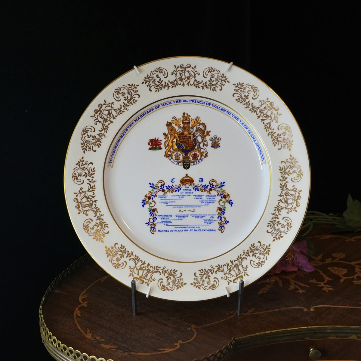 Vintage Aynsley Charles & Diana Wedding Plate 1981 – Royal Arms, Family Tree, Gold Garland Border, Fine Bone China, England