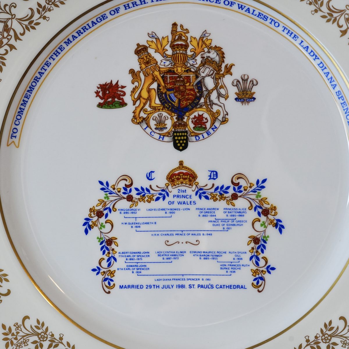Vintage Aynsley Charles & Diana Wedding Plate 1981 photo 2