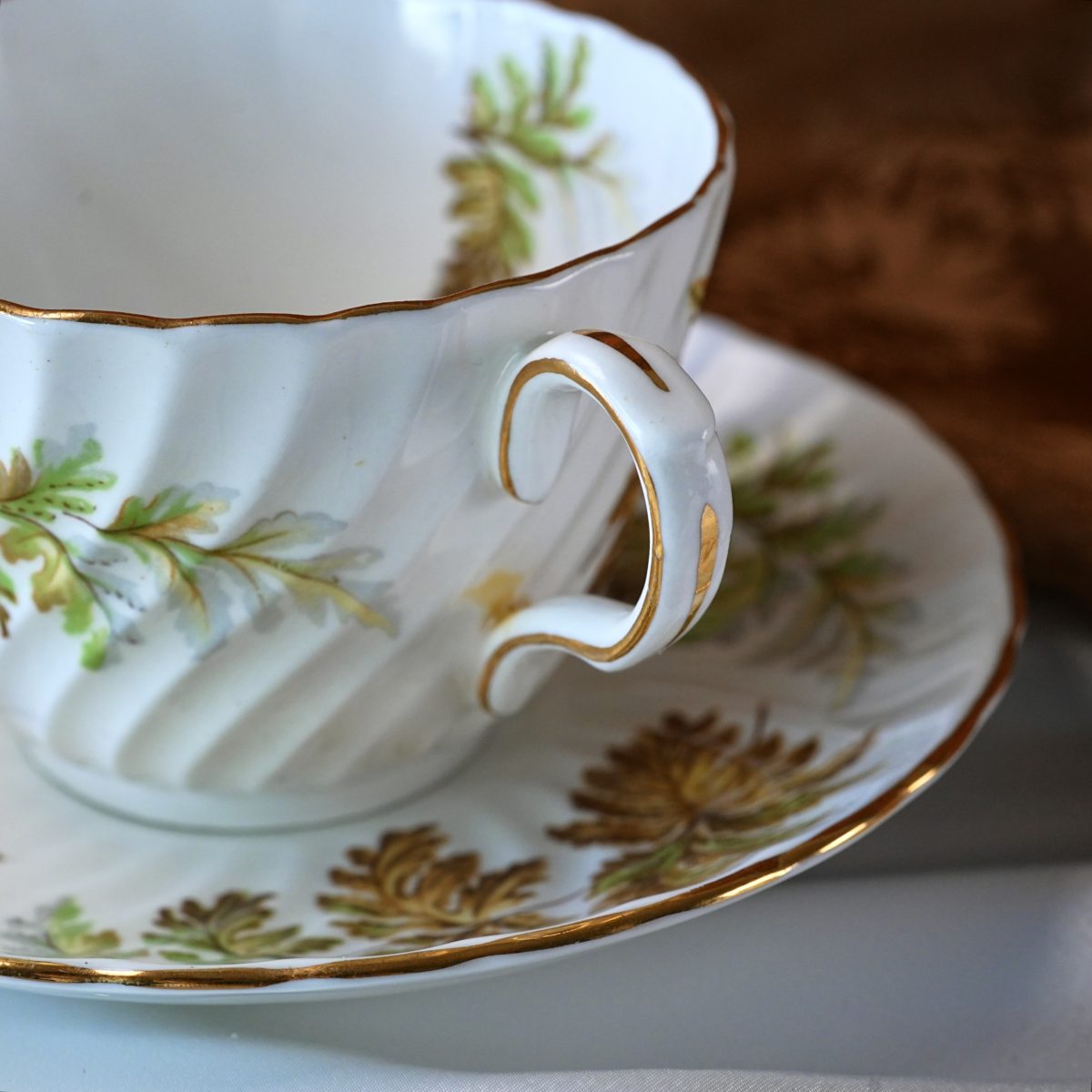Vintage Aynsley Fern Leaf Teacup and Saucer photo 4
