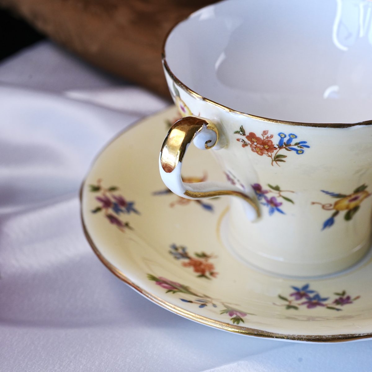 Vintage Aynsley Gaiety Teacup & Saucer photo 3