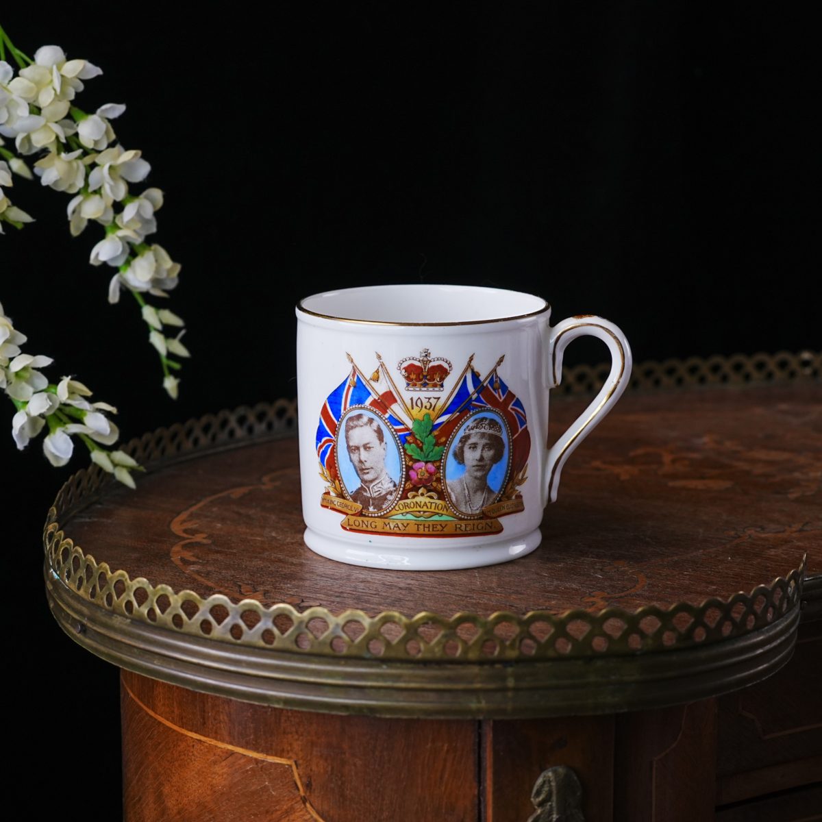 Antique Aynsley George VI & Queen Elizabeth Coronation Mug 1937 – British Empire Crests, Bone China, GR VI Cipher, Drum Shape, England