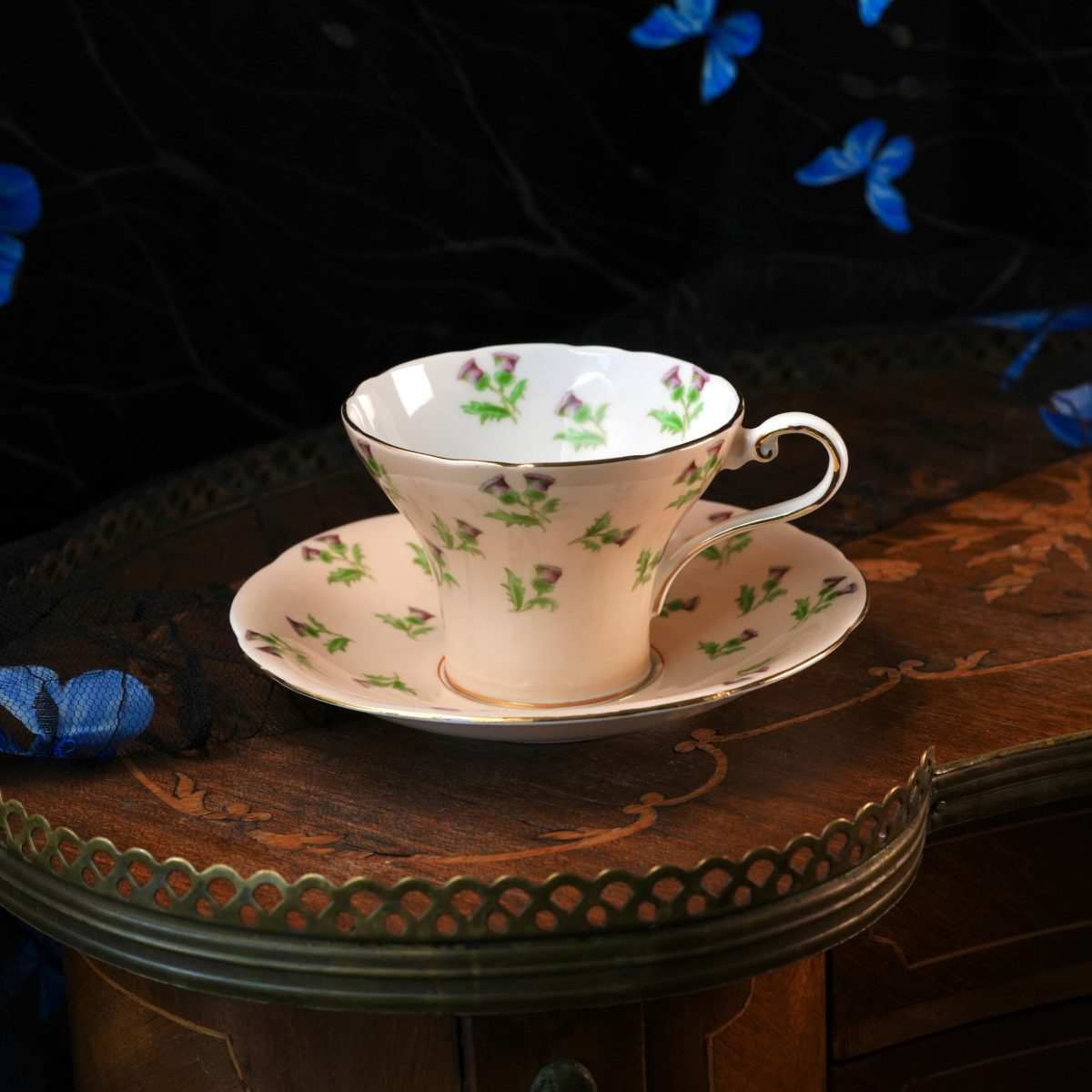 Vintage Aynsley Scots Thistle Teacup And Saucer – Peach Ground, Scattered Sprigs, Hand Coloured, Gilt Rim, Bone China England 1940s