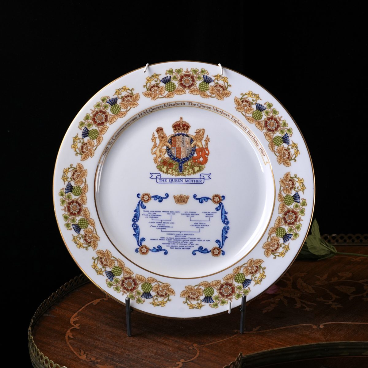 Vintage Aynsley Queen Mother 80th Birthday Plate – Royal Arms, Genealogy Family Tree, Floral Border, Fine Bone China, England 1980