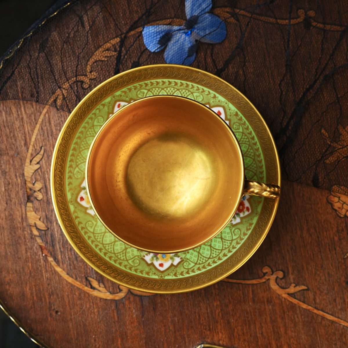 Antique Cauldon Apple Green Cabinet Teacup Saucer photo 3