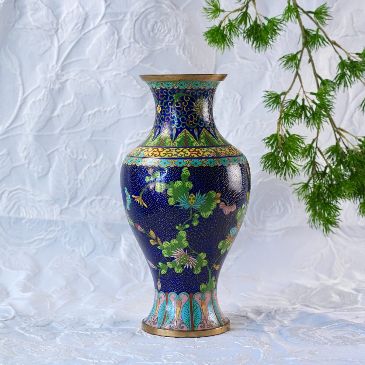 Vintage Chinese Cloisonné Vase – Cobalt Blue Enamel, Floral Motif, Brass Body, Baluster Shape, Chinoiserie Decor, China Mid-Century