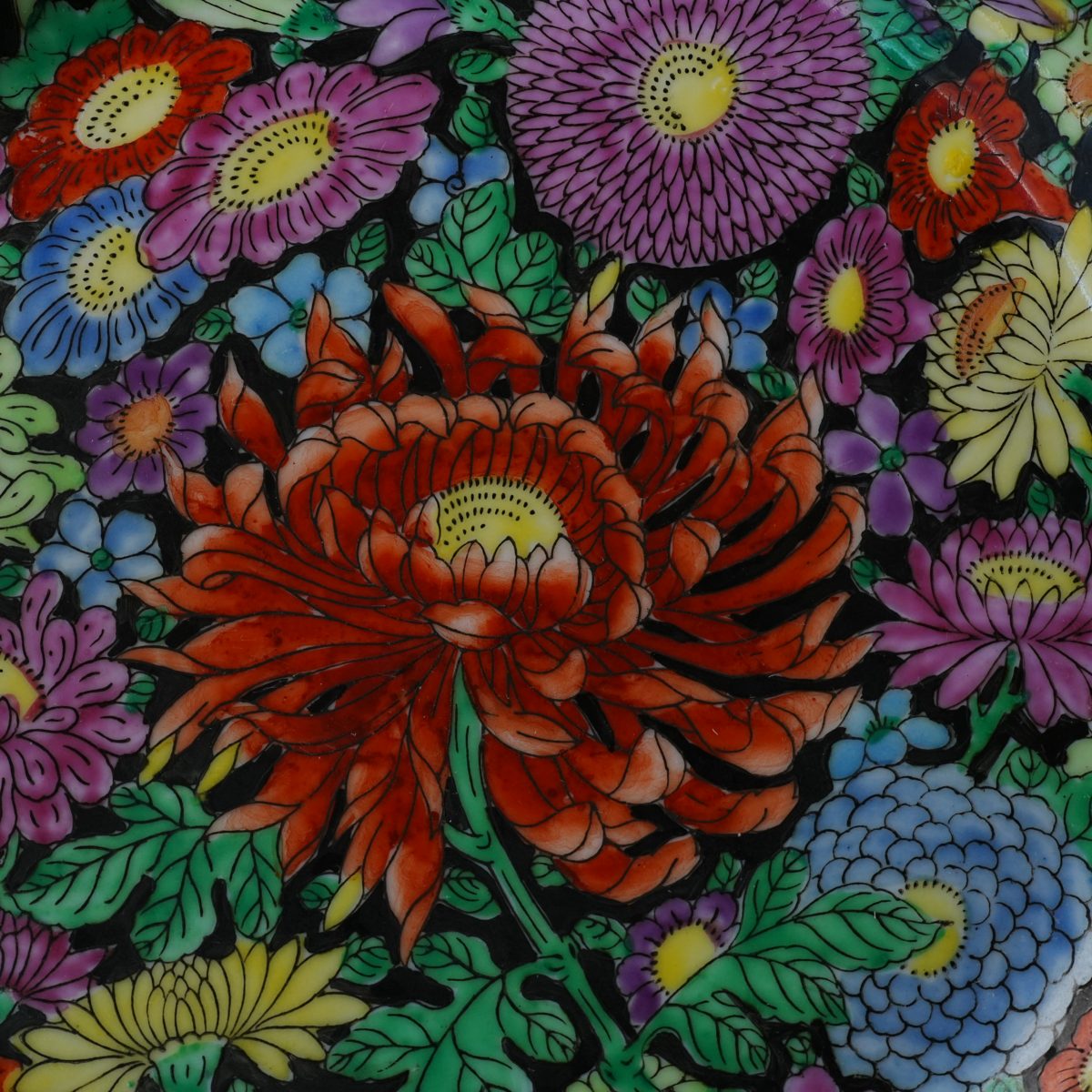 Antique Chinese Famille Rose Mille Fleurs Chrysanthemum Plate photo 4