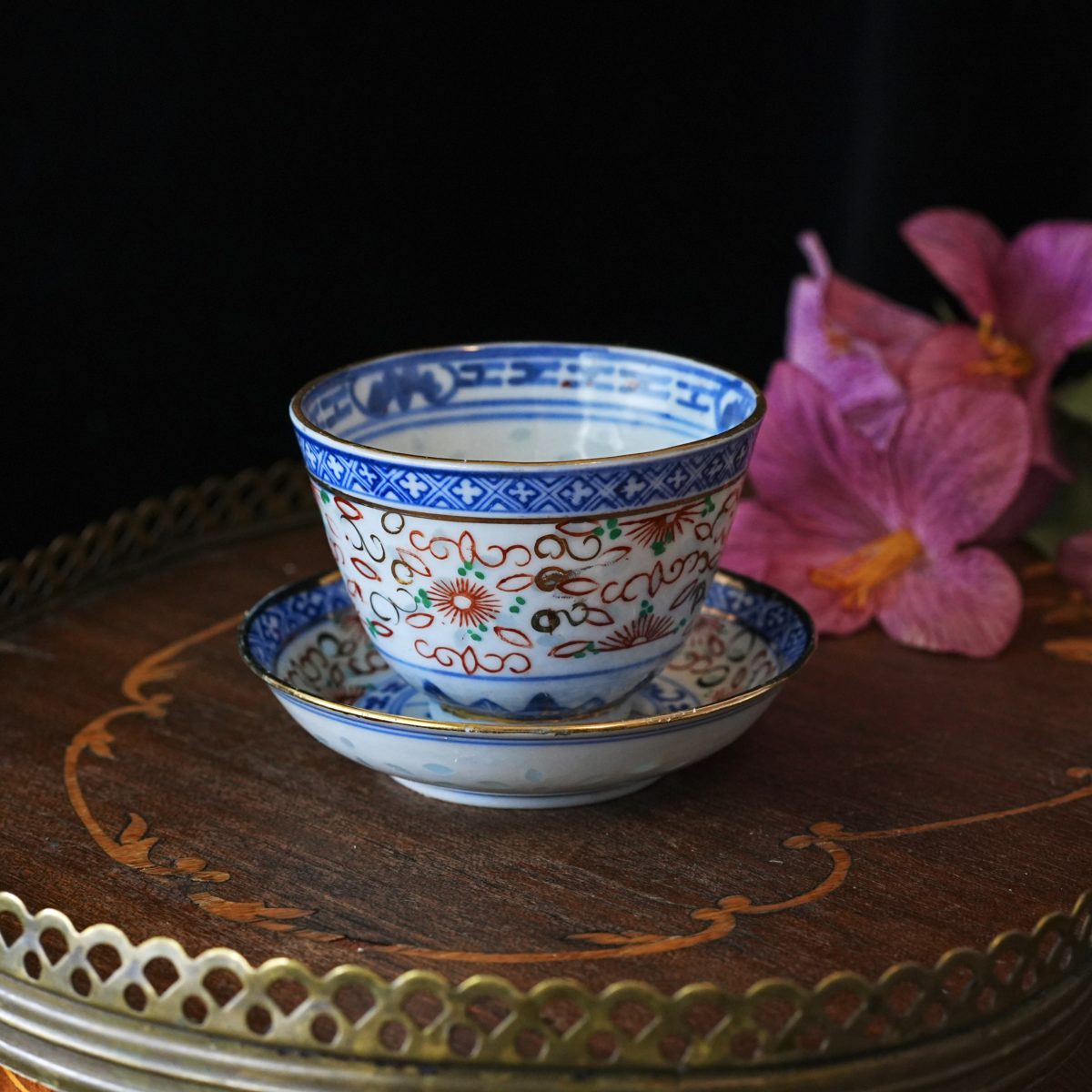 Vintage Chinese Rice Grain Porcelain Tea Bowl & Saucer – Famille Rose Floral, Translucent Linglong, Gilt Rim, Hong Kong