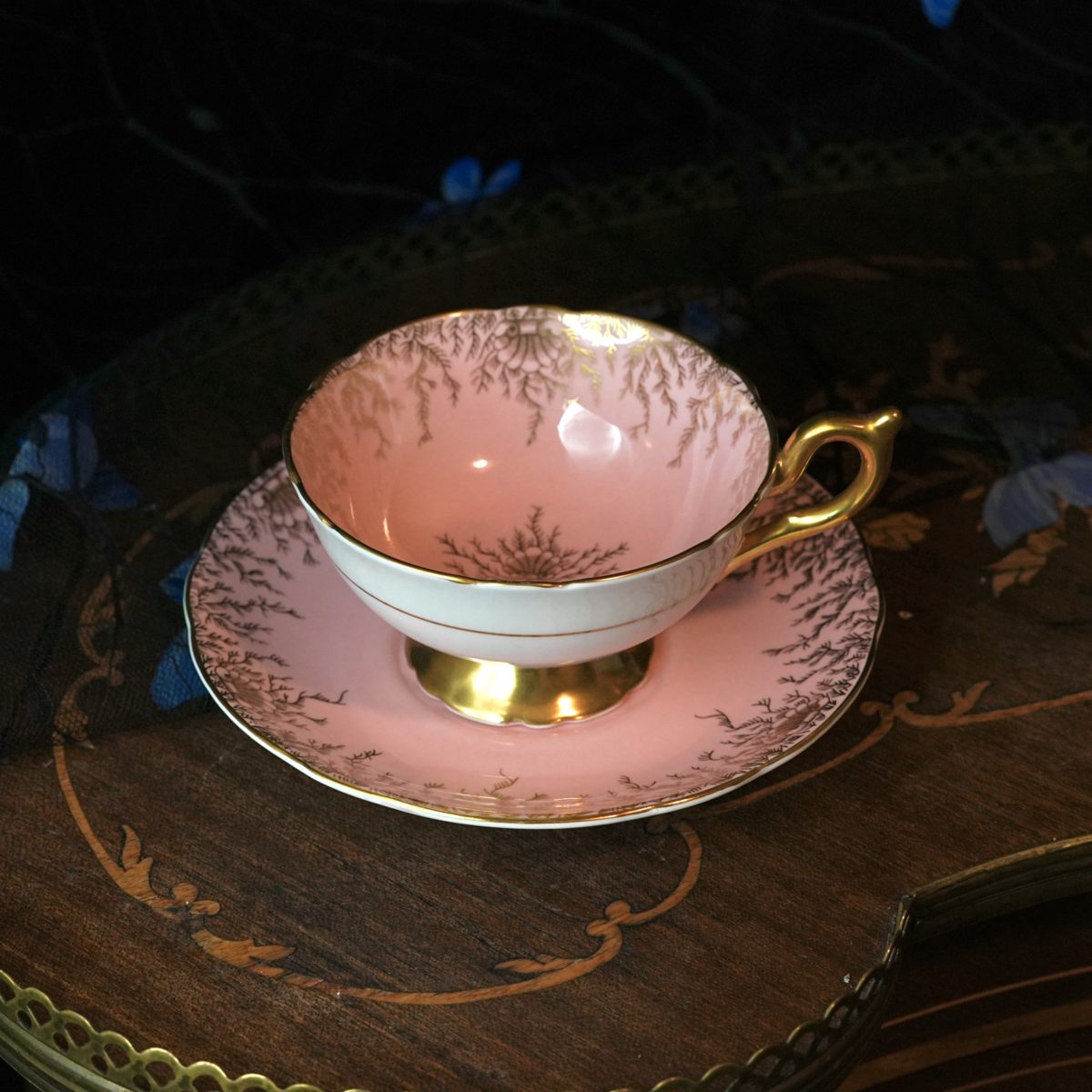 Vintage Coalport Embassy Teacup Saucer – Rose Pink Ground, All Over Gold Fern Chintz, Solid Gilt Pedestal Foot, Bone China, England 1950s