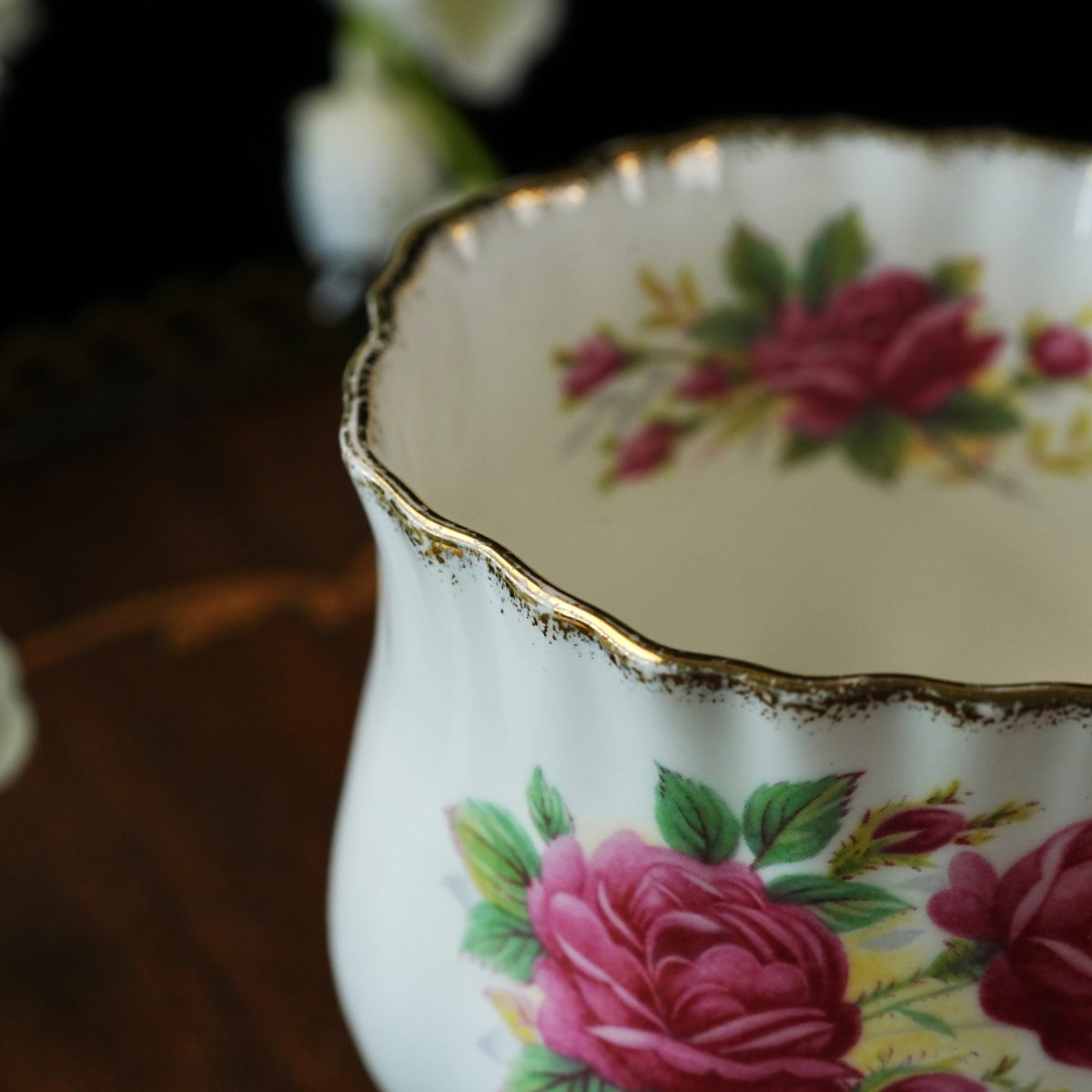 Vintage Elizabethan Anniversary Rose Series Moss Rose Mug photo 2