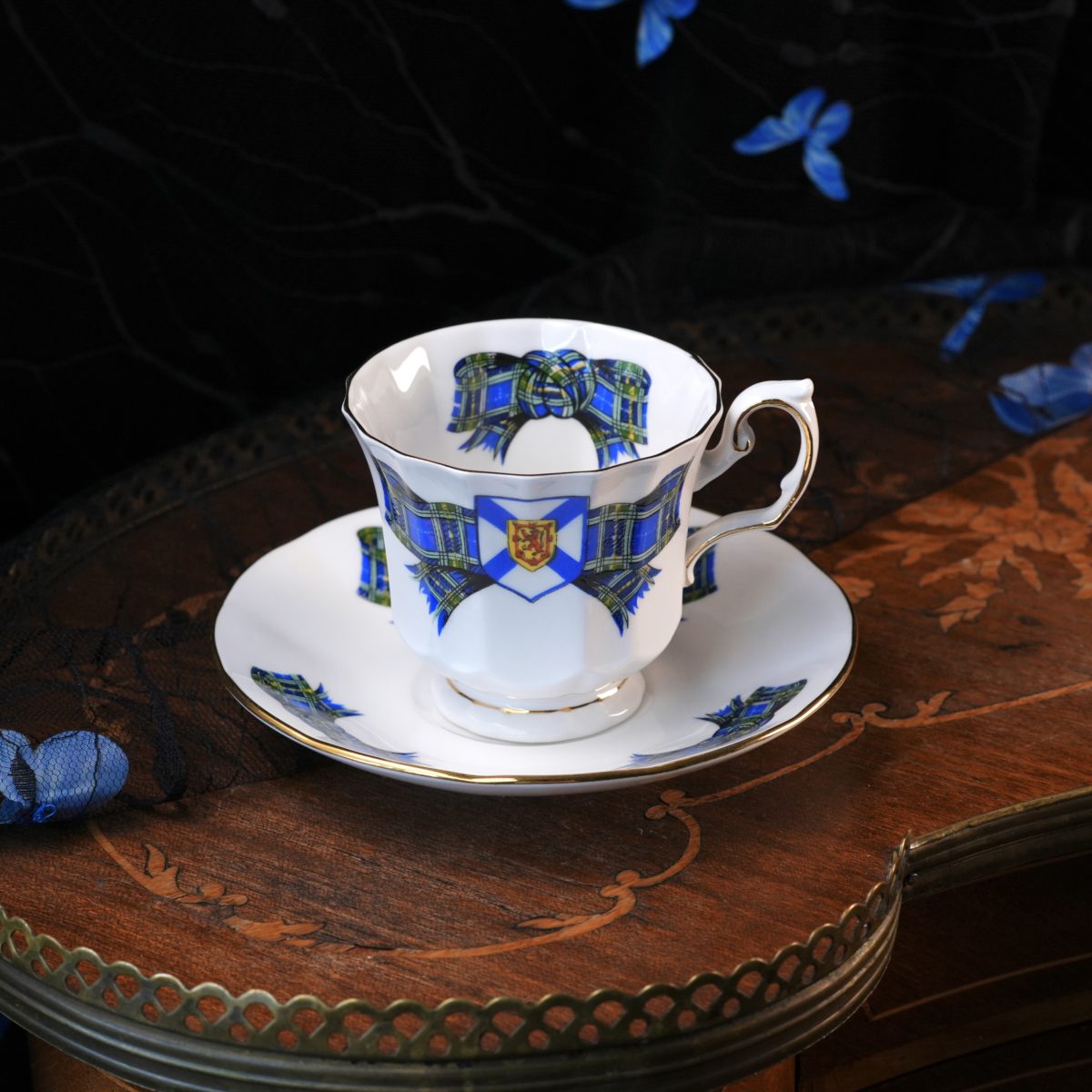 Vintage Elizabethan Nova Scotia Tartan Teacup And Saucer – Provincial Flag Shield, Fine Bone China, Canadian Souvenir, England 1970s