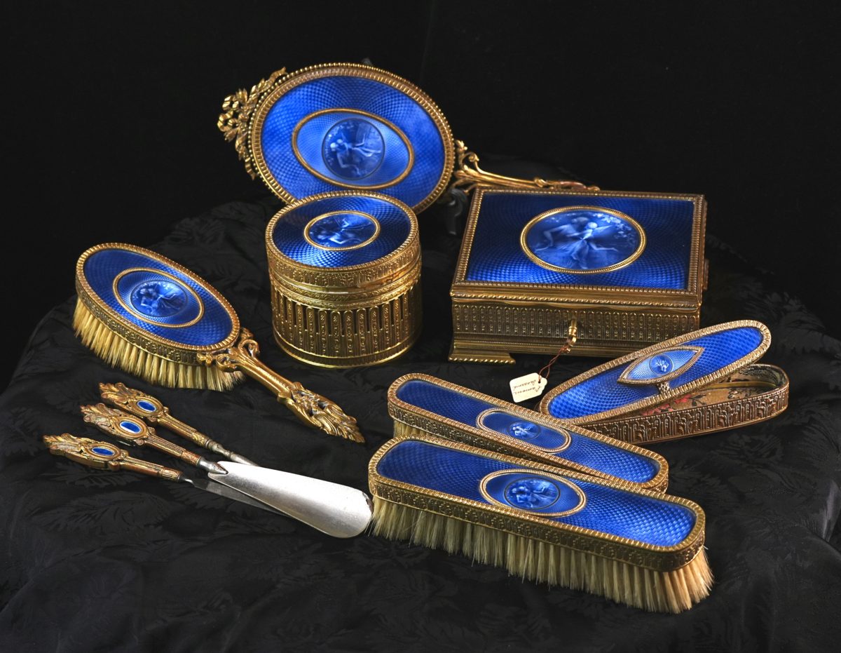 Antique French Guilloché Enamel Ormolu Vanity Set – 10 Pieces, Cobalt Blue, L'Amour Désarmé Cupid & Venus Medallions, Belle Époque 1890s