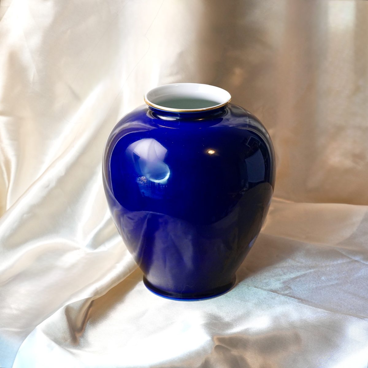 Vintage Fukagawa Cobalt Blue Porcelain Vase photo 2