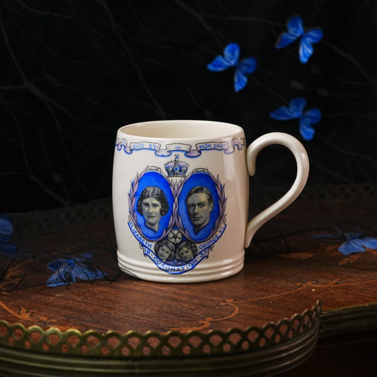 Antique George VI Coronation Mug – Scarce Thurrock Urban District Issue, Queen Elizabeth & Young Princesses, Wedgwood Co Unicorn Mark 1937