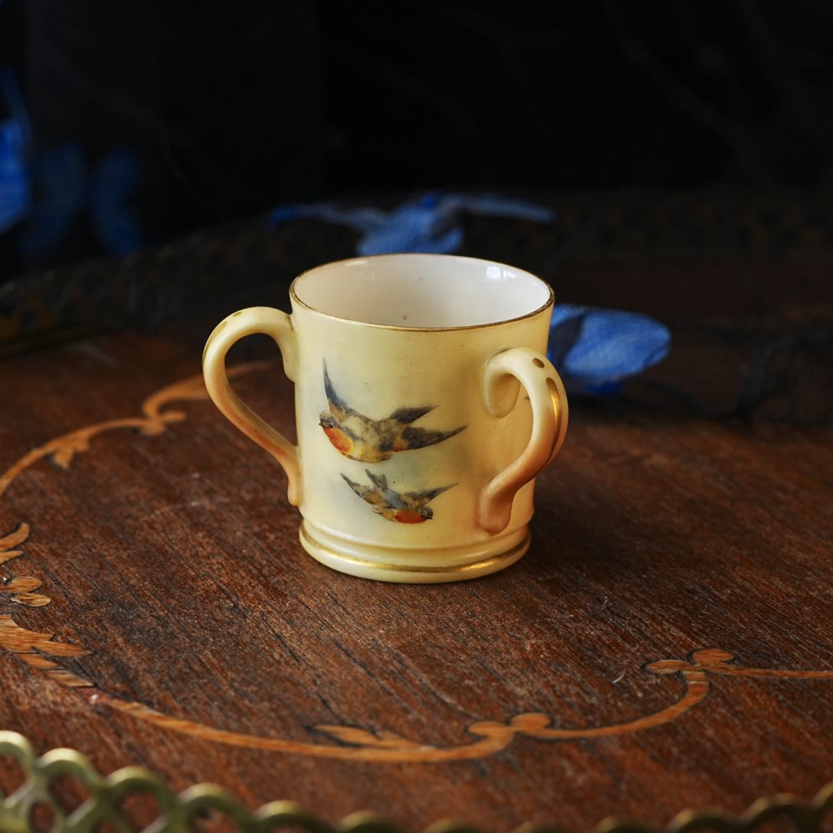 Antique Grainger Royal China Works Miniature Three Handled Tyg – Hand Painted Robins, Blush Ivory Ground, Worcester England, Dated 1901