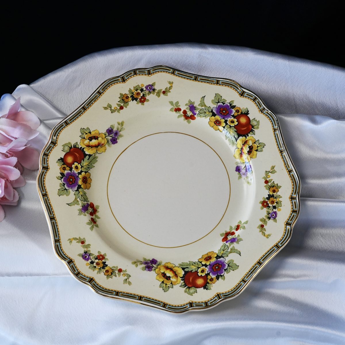 Vintage John Maddock & Sons Minerva Plate photo 4