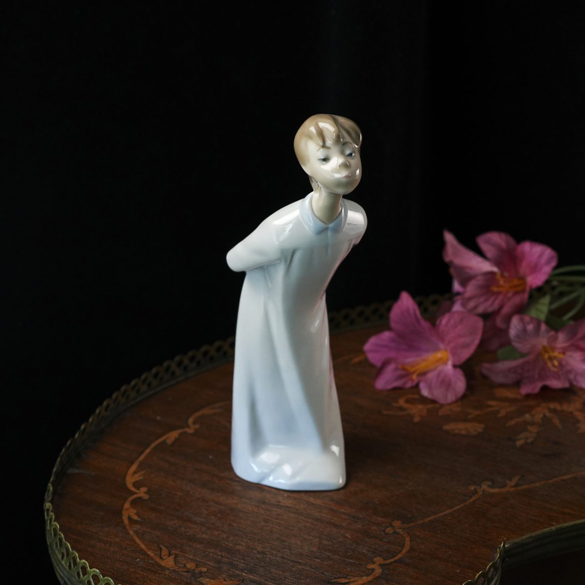 Vintage Lladro Boy Awakening Figurine 4870 – Yawning Sleepy Child, Nightshirt, Glazed Spanish Porcelain, Retired 1974-1999