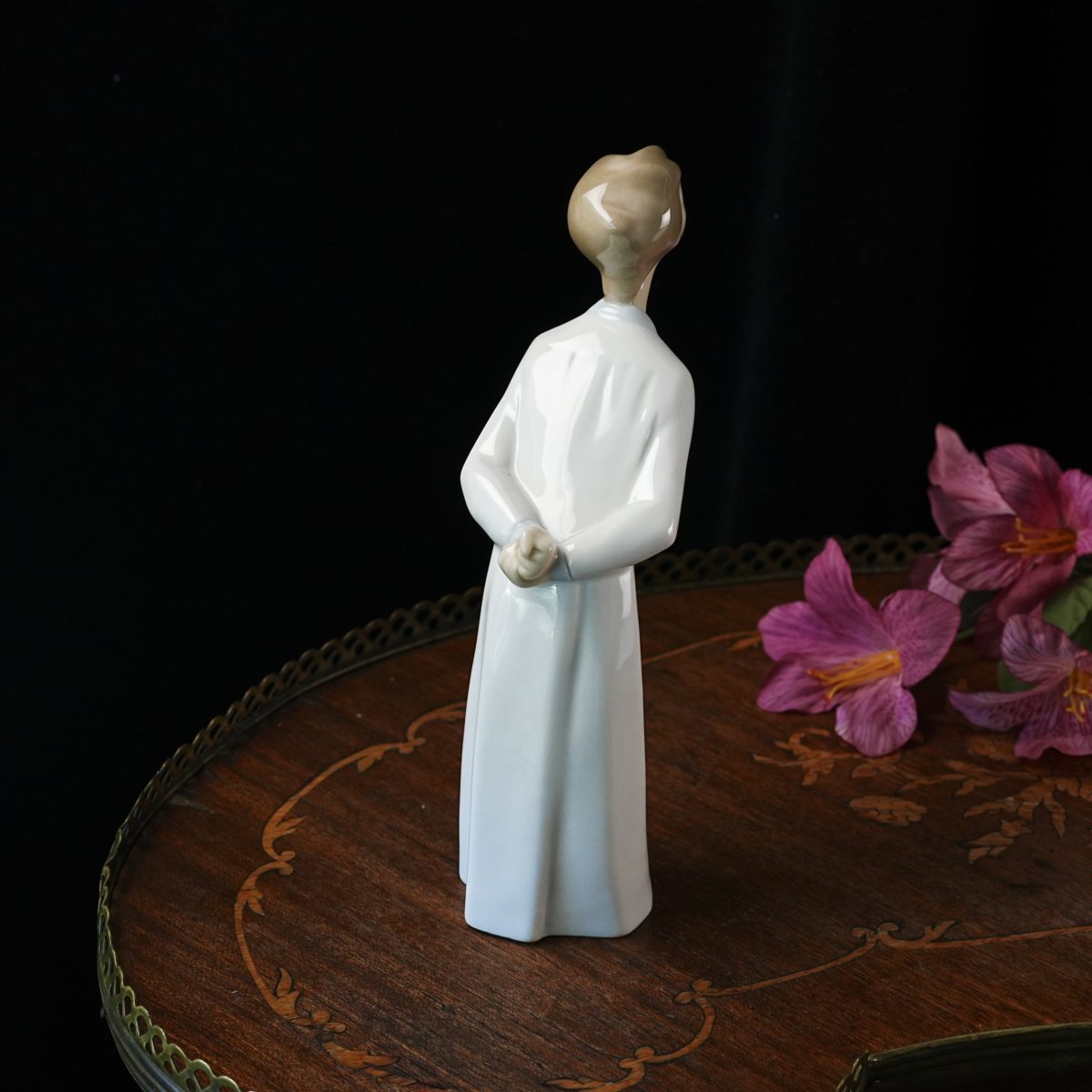 Vintage Lladro Boy Awakening Figurine 4870 photo 3