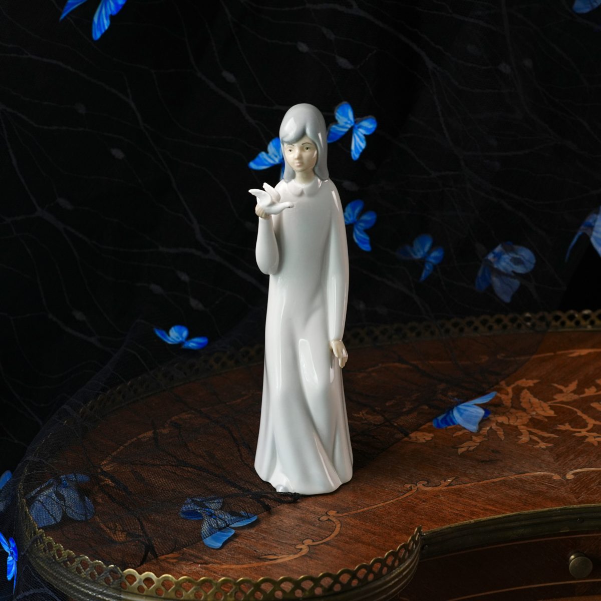 Vintage Miquel Requena Lucia Porcelain Figurine photo 4