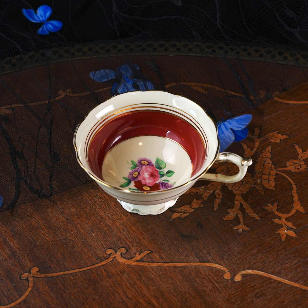 Vintage Paragon Teacup Only – Burgundy Band, Hand Painted Rose Bouquet, Gilt Scroll Handle, Royal Warrant Bone China, 1940s–1950s