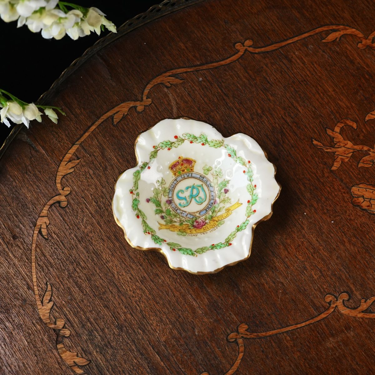 Vintage Paragon George VI Coronation Dish – Flower Petal Shape, Royal Cipher, Oak Garland, Bone China, England 1937
