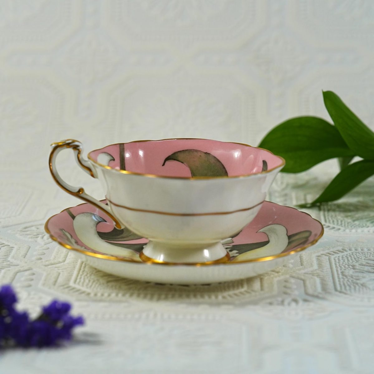 Vintage Paragon Pink Orchid Teacup & Saucer – Hand-Painted Orchids, Pink Interior, Gilt Trim, Fine Bone China, England 1950s