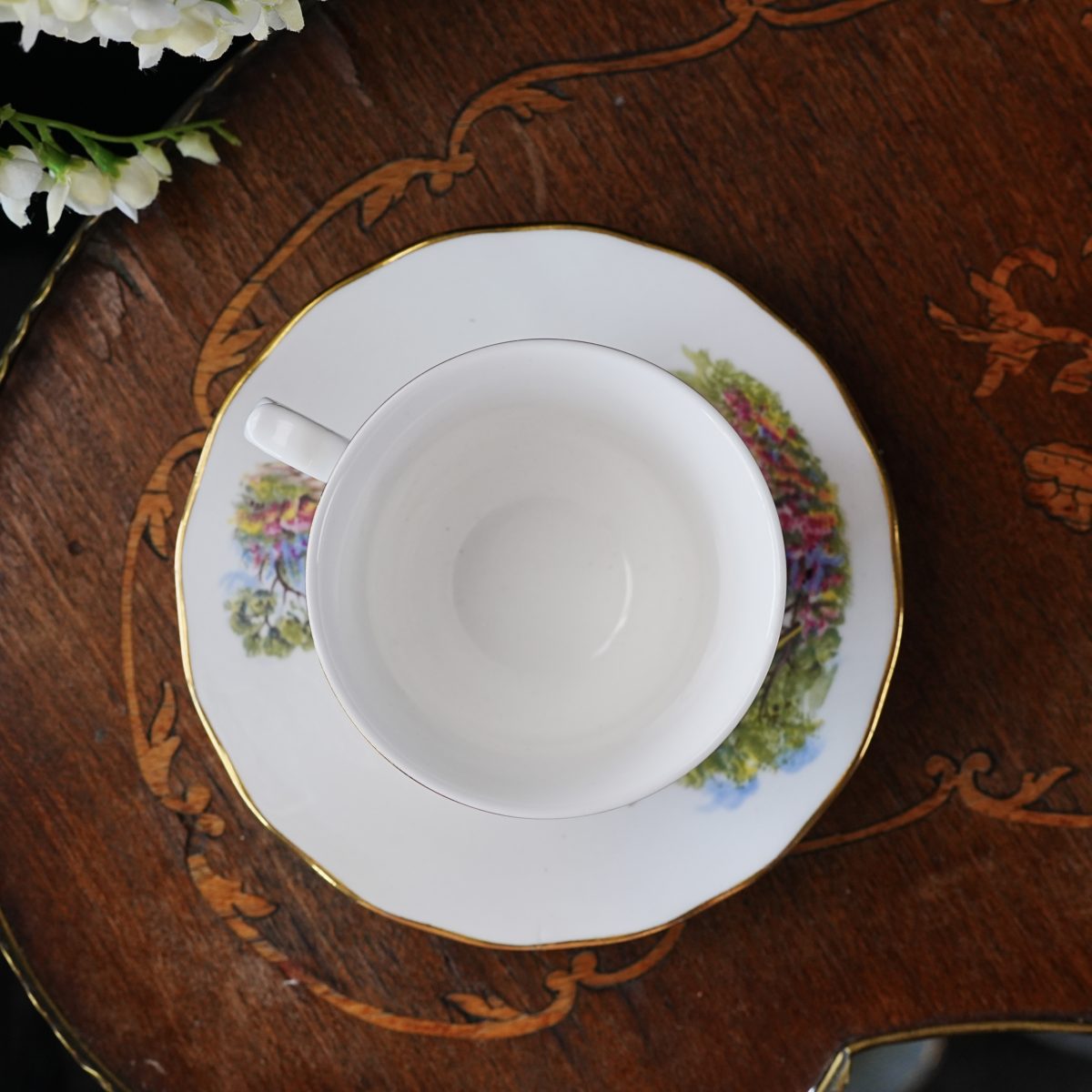 Vintage Queen Anne Cottage Garden Teacup and Saucer photo 3