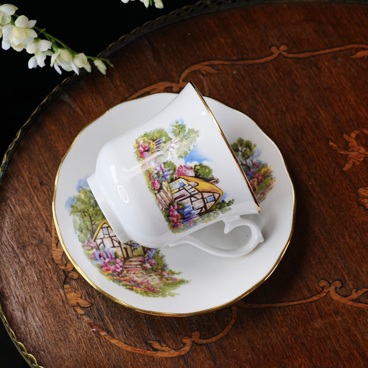 Vintage Queen Anne Cottage Garden Teacup and Saucer photo 5
