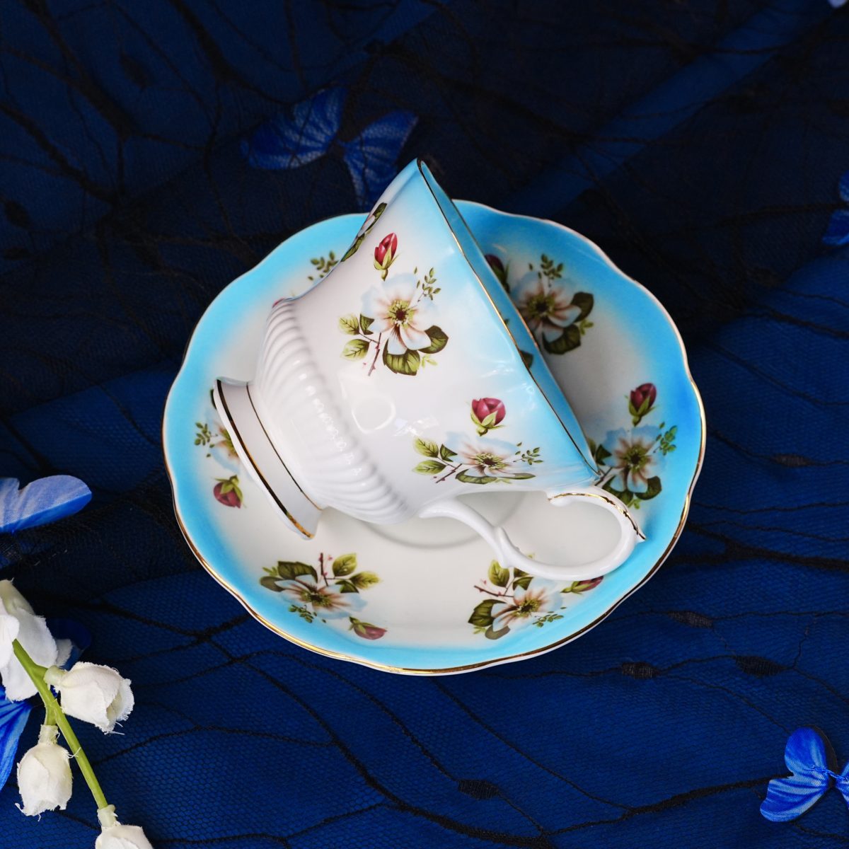 Vintage Royal Albert Blossom Teacup & Saucer photo 5