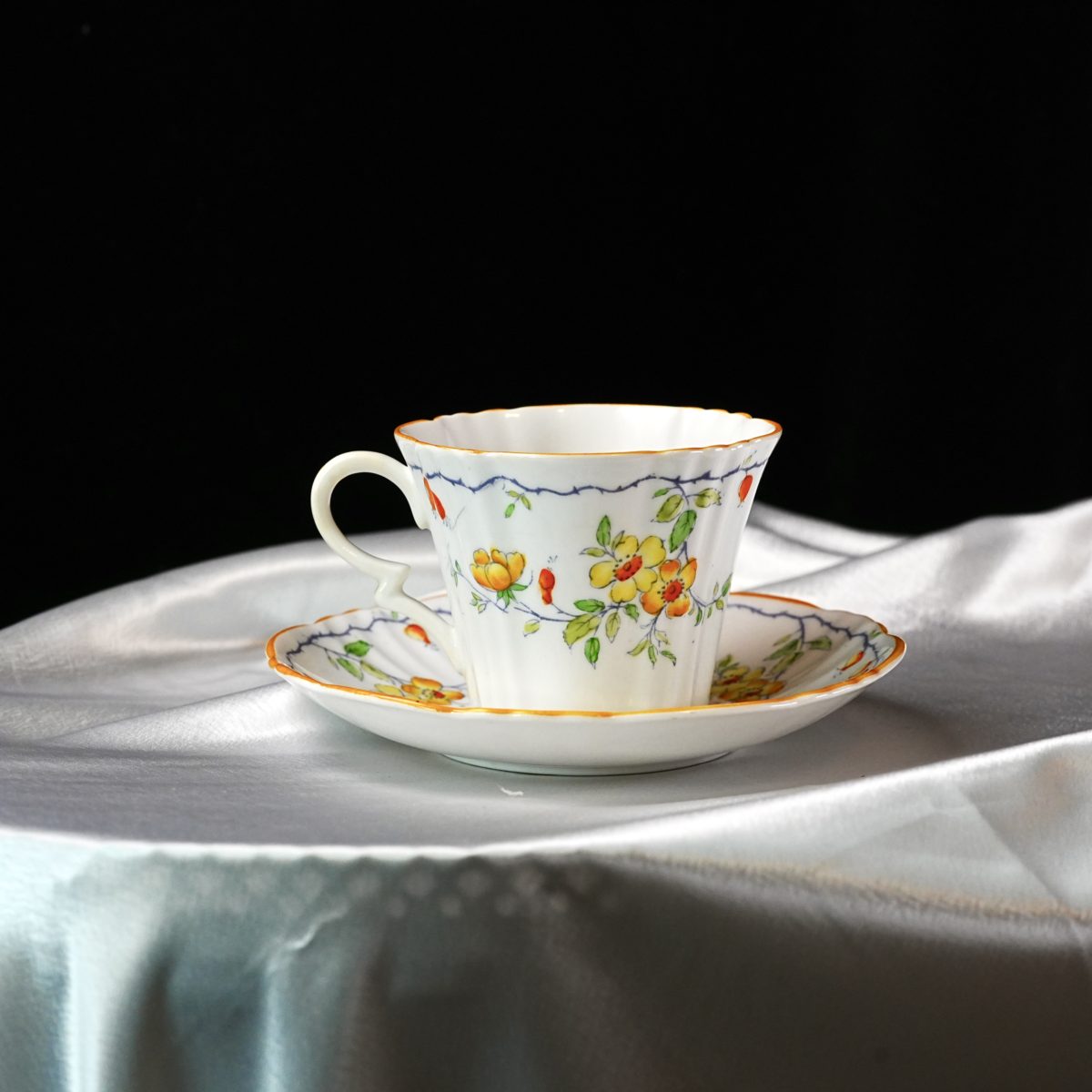 Vintage Royal Albert Crown China Teacup & Saucer photo 5