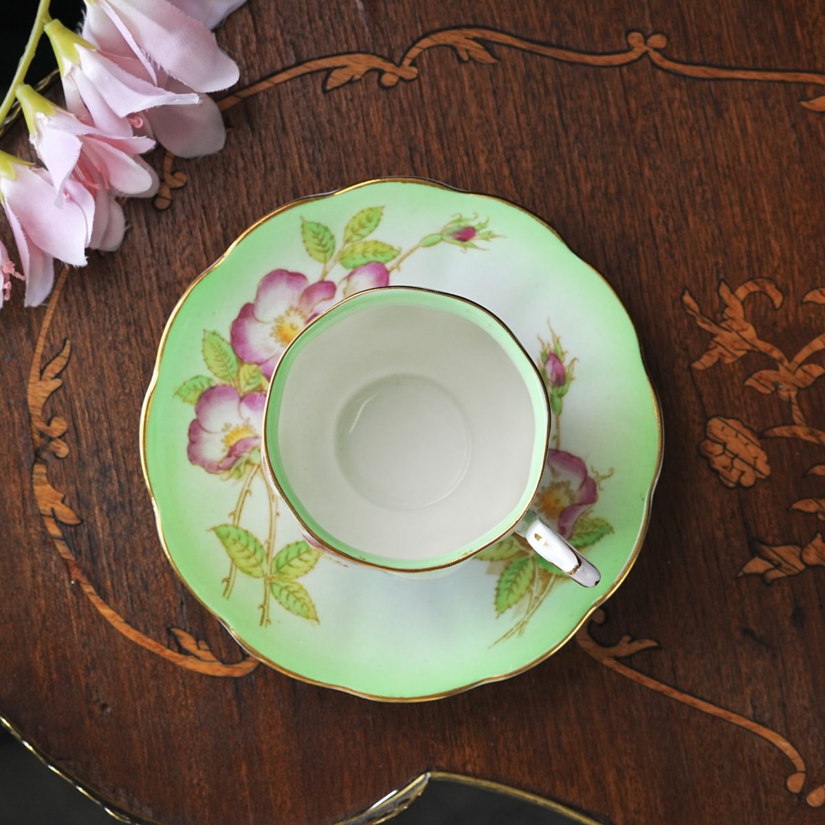 Vintage Royal Albert Dog Rose Teacup and Saucer photo 2