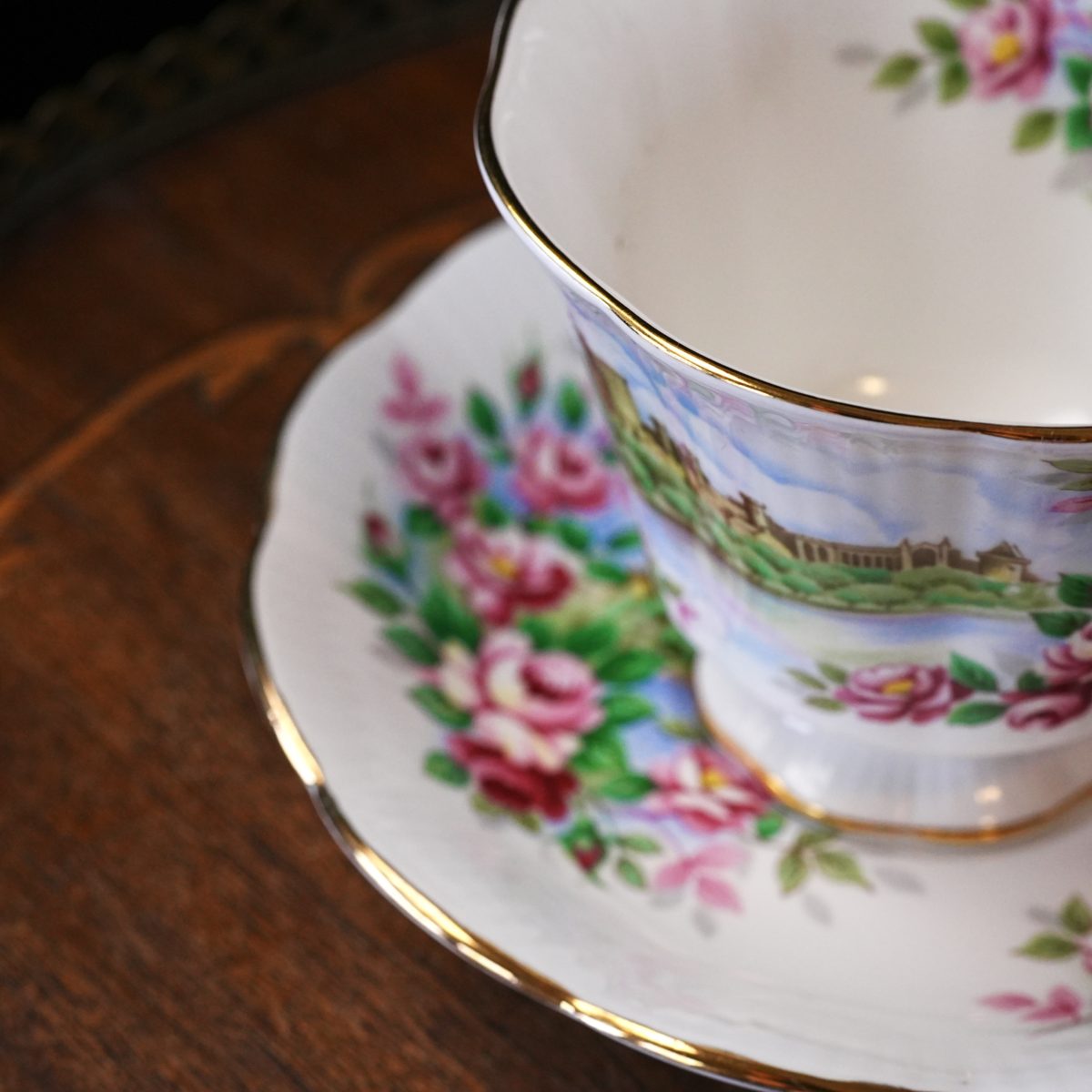 Vintage Royal Albert "England's Glory" Teacup & Saucer photo 3