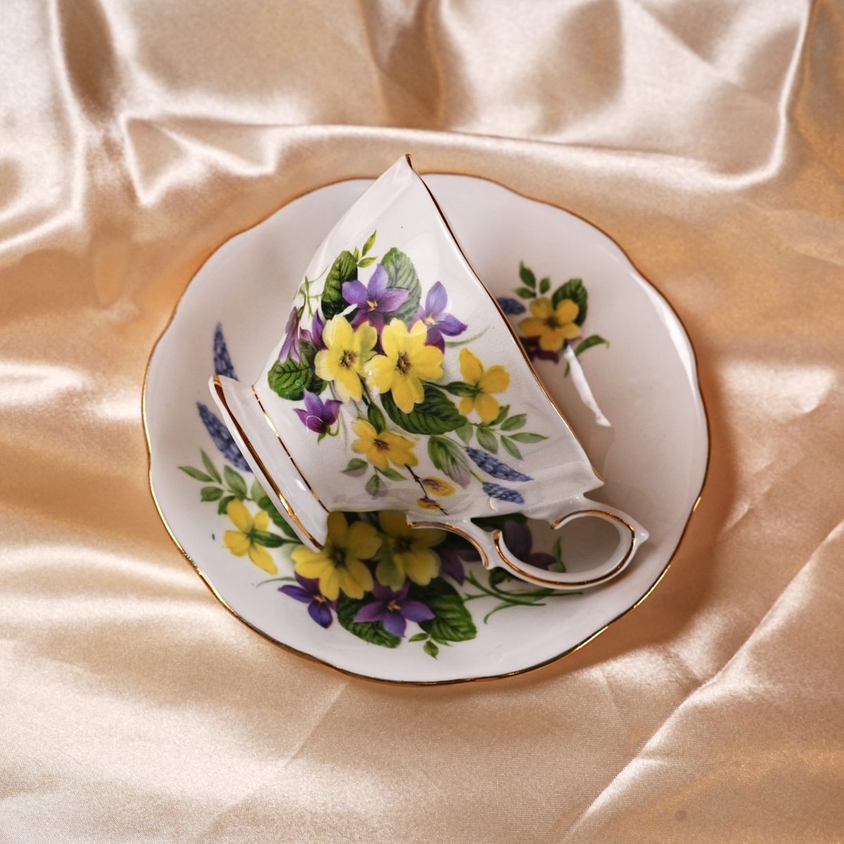 Vintage Royal Albert Grandmother Teacup & Saucer photo 5