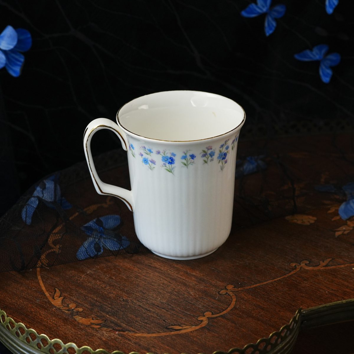 Vintage Royal Albert Memory Lane Fluted Bone China Mug photo 3