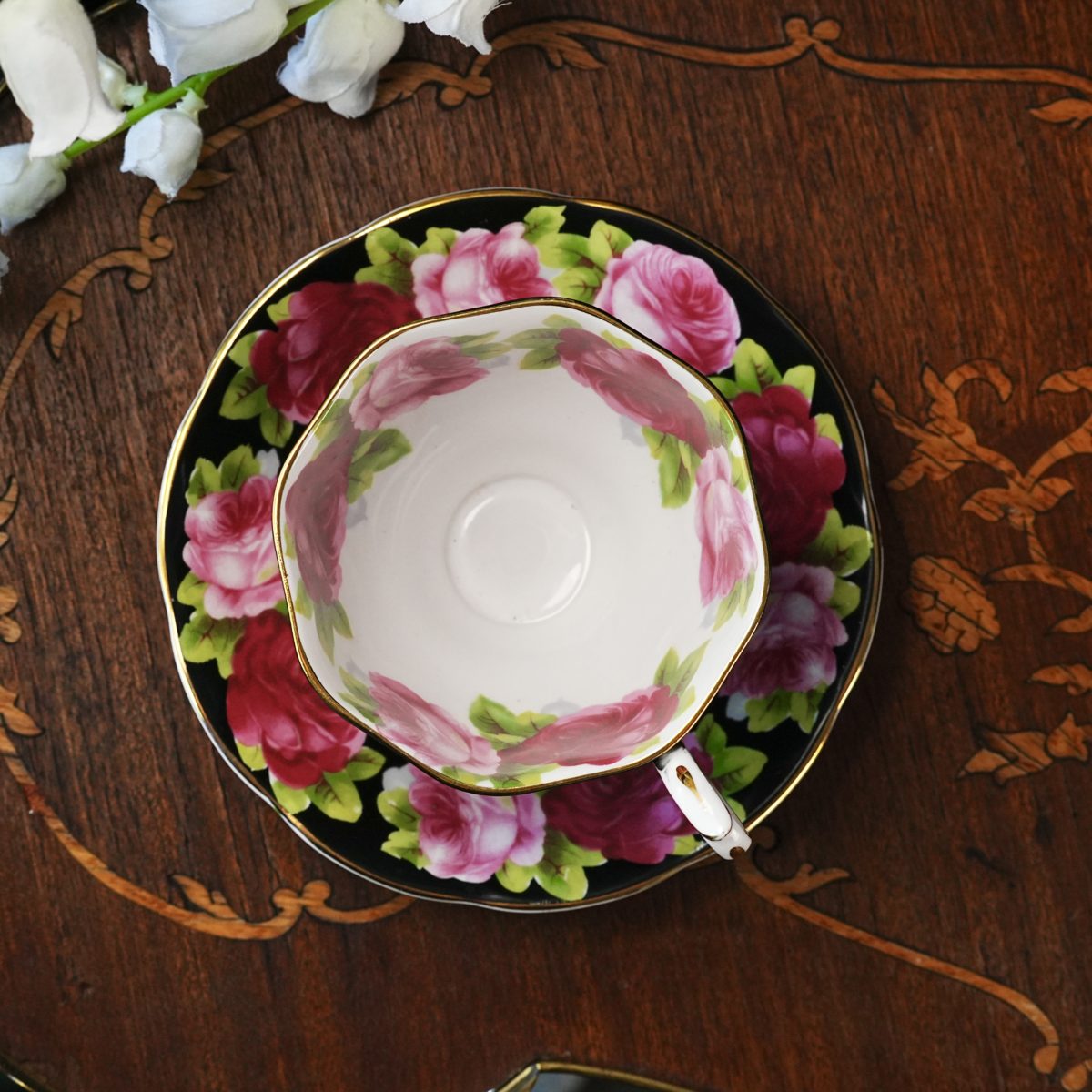 Vintage Royal Albert Old English Roses Black Teacup & Saucer photo 2