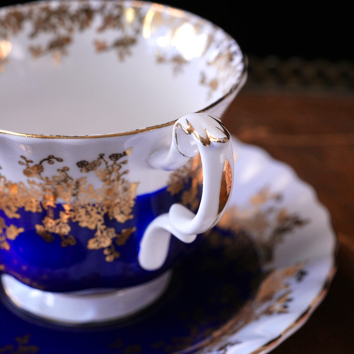 Vintage Royal Albert Cobalt Blue & Gold Teacup & Saucer photo 2