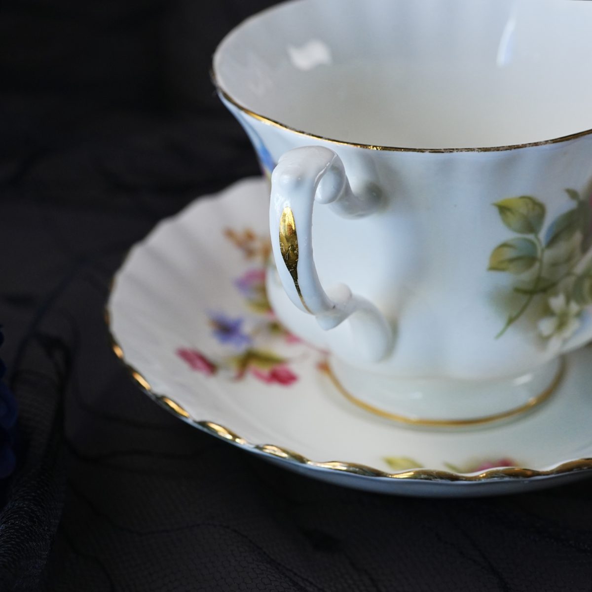 Vintage Royal Albert Pink Yellow Cabbage Rose Teacup & Saucer photo 4