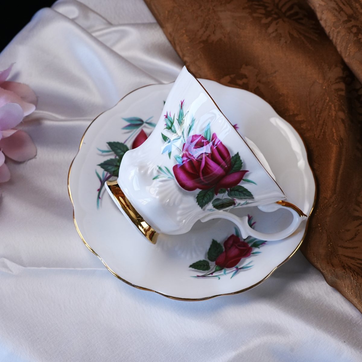 Vintage Royal Albert Crimson Rose Teacup & Saucer photo 5