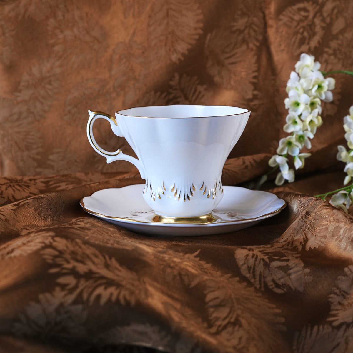 Vintage Royal Albert Val D'Or Teacup & Saucer photo 3
