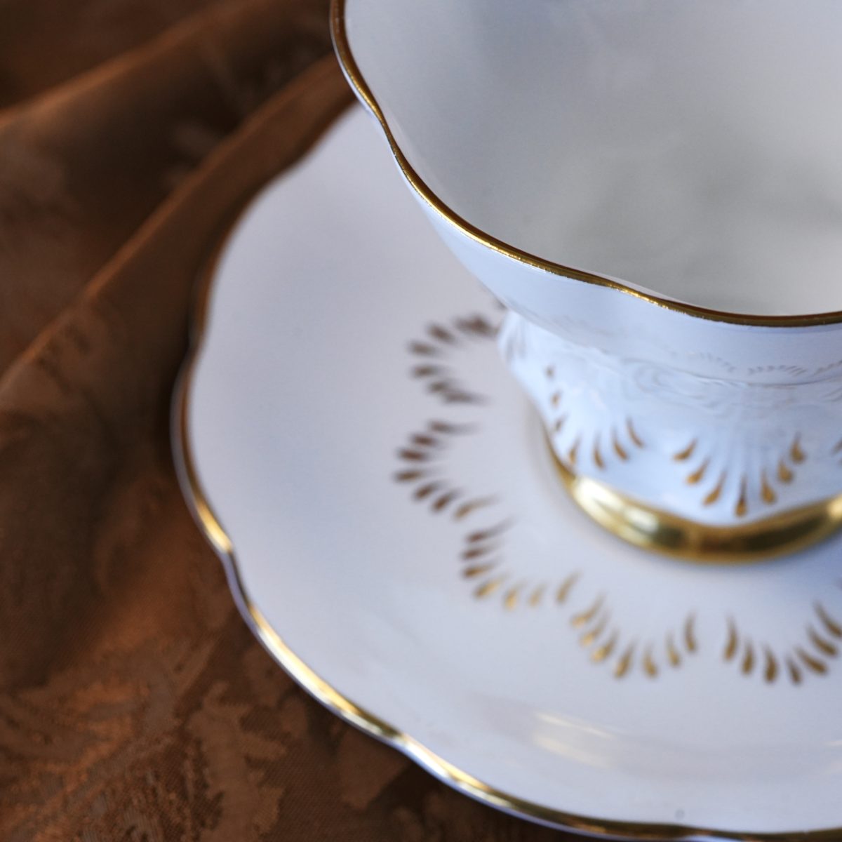 Vintage Royal Albert Val D'Or Teacup & Saucer photo 5
