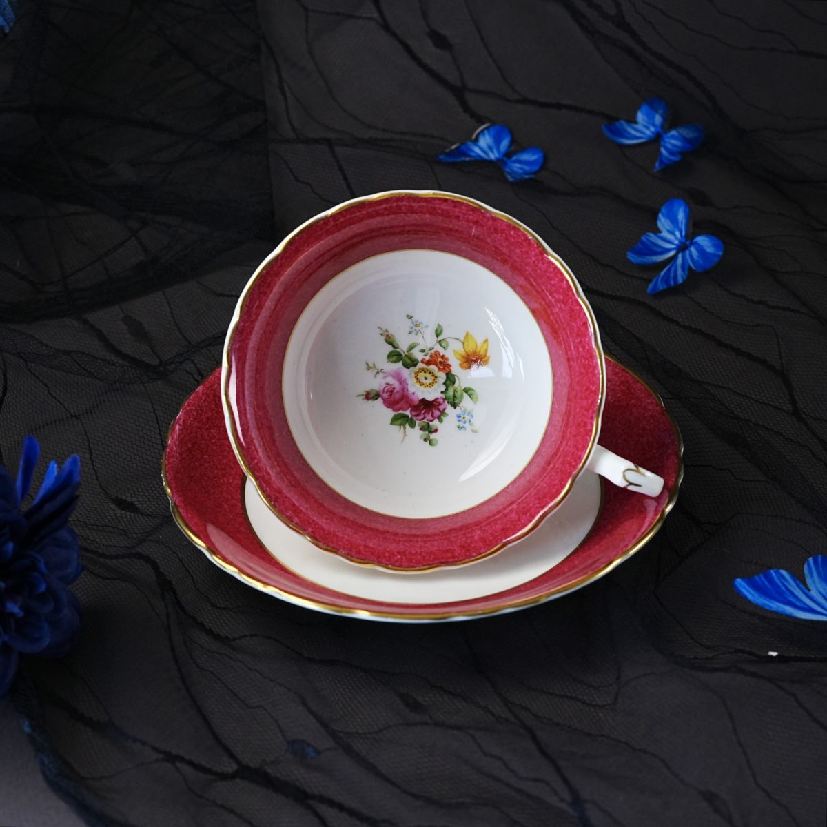 Vintage Royal Cauldon Raspberry Rim Teacup & Saucer photo 5