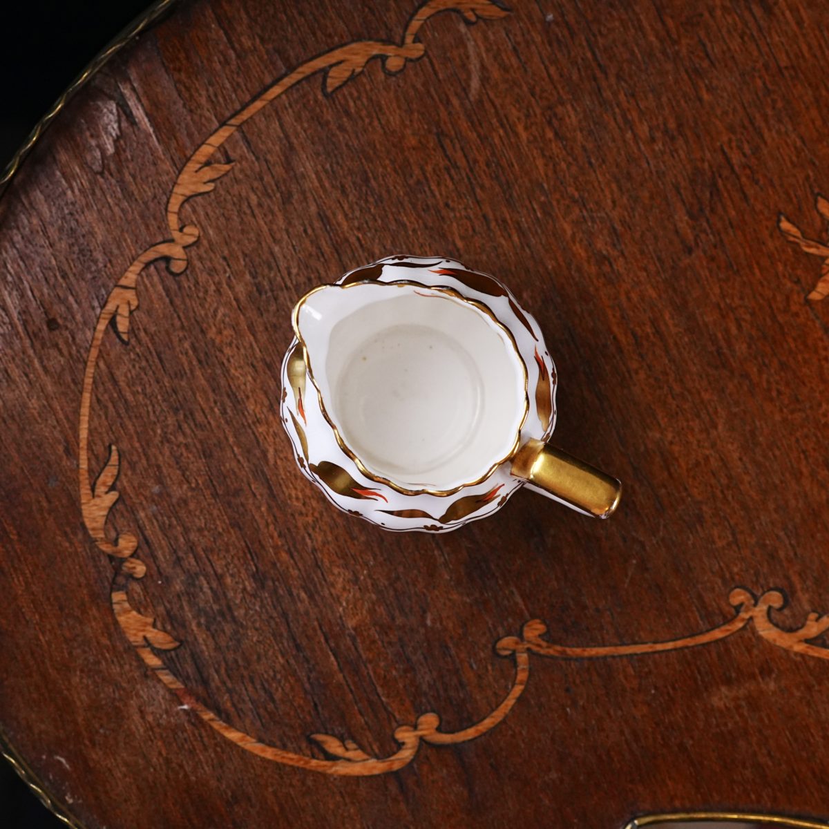 Vintage Royal Chelsea Gold Leaf Creamer photo 3