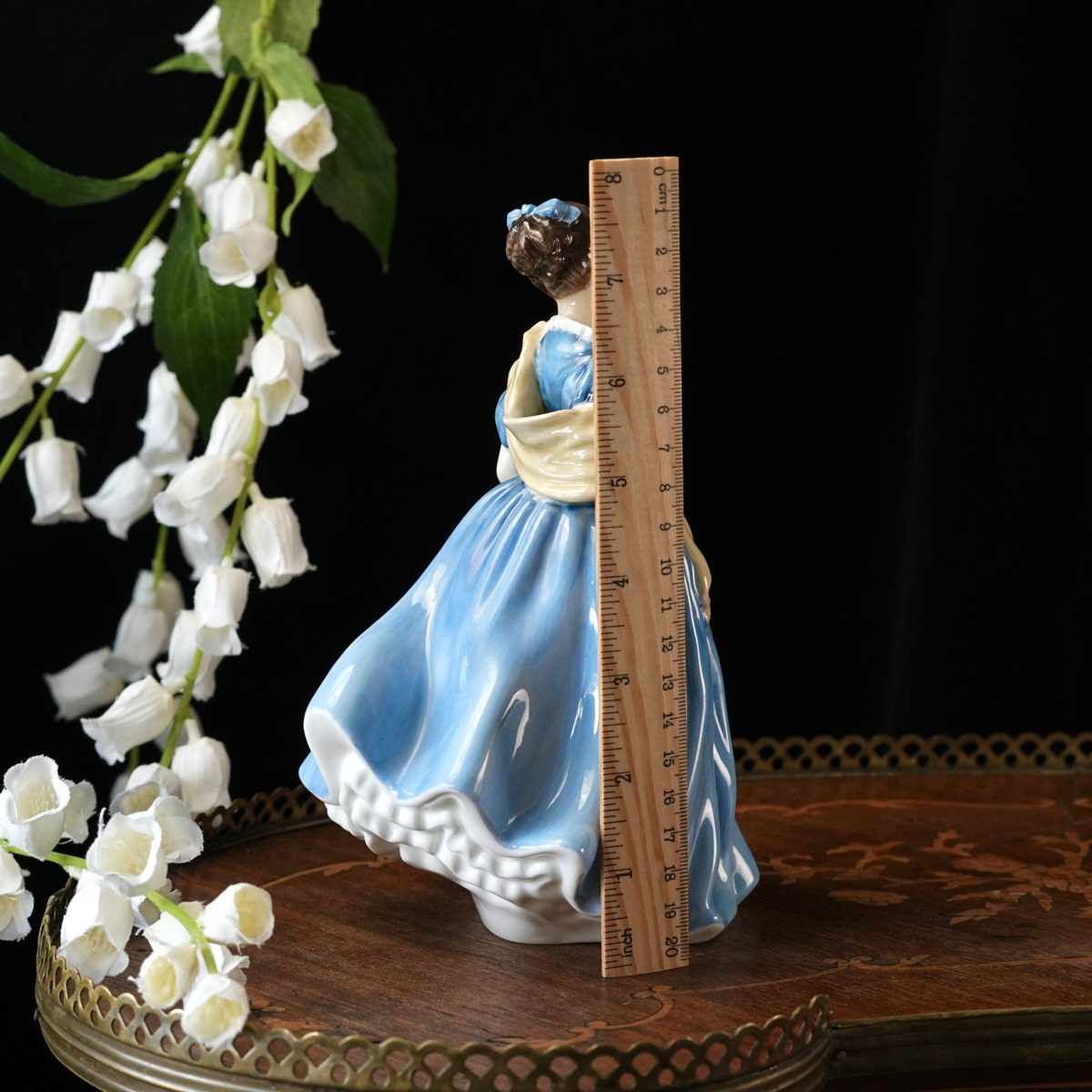 Vintage Royal Doulton Adrienne HN 2304 Figurine photo 5