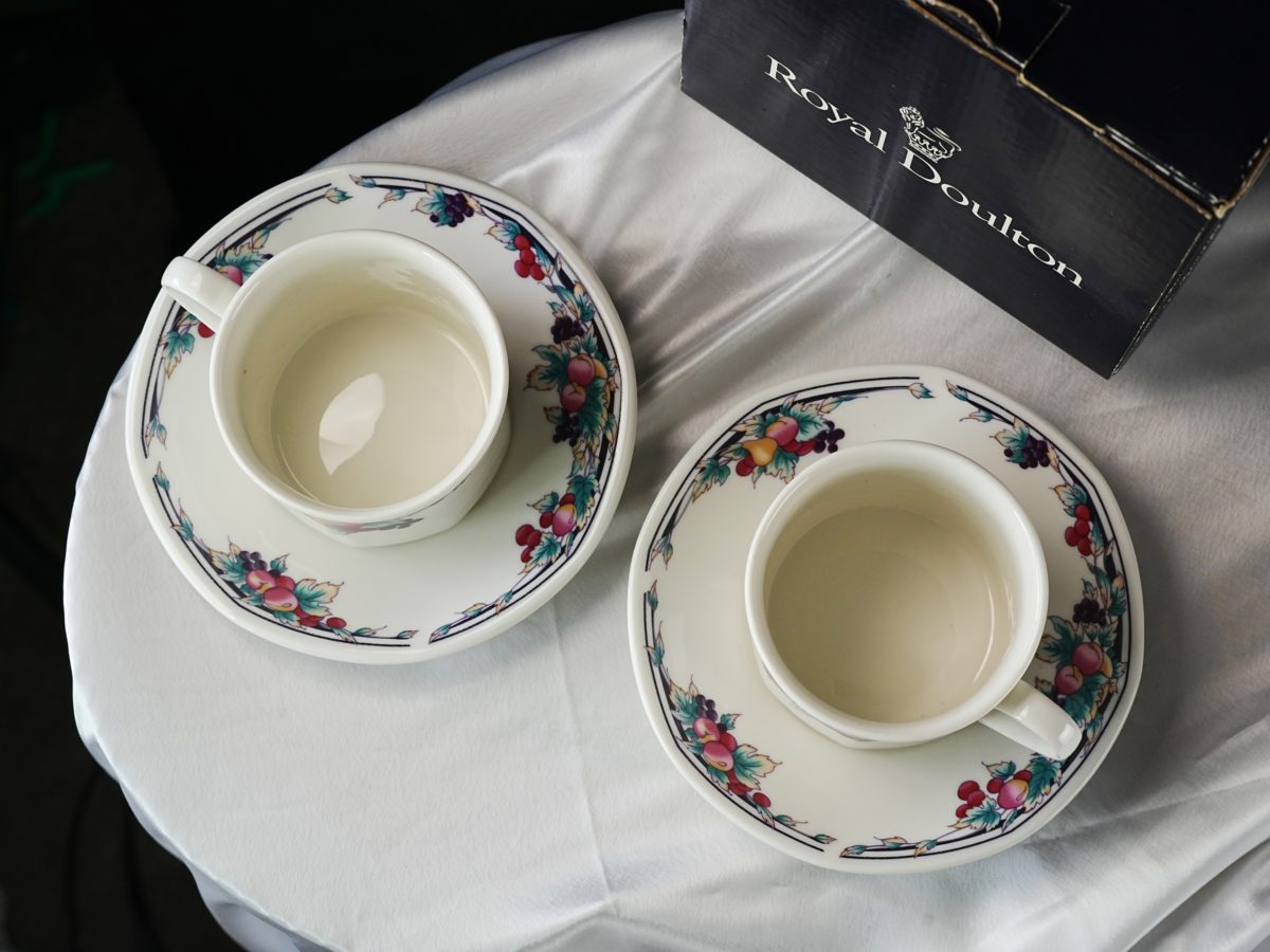 Vintage Royal Doulton Autumn's Glory Set photo 3