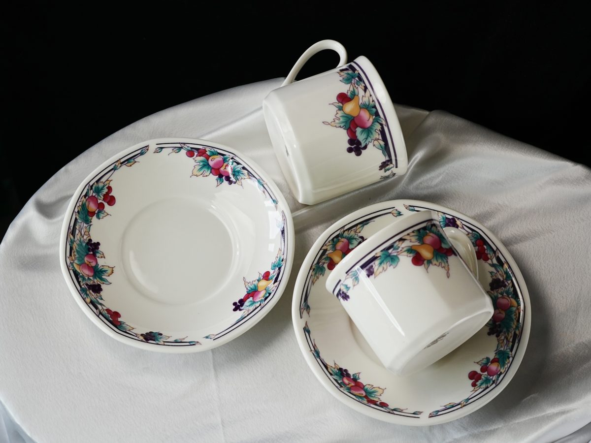 Vintage Royal Doulton Autumn's Glory Set photo 5