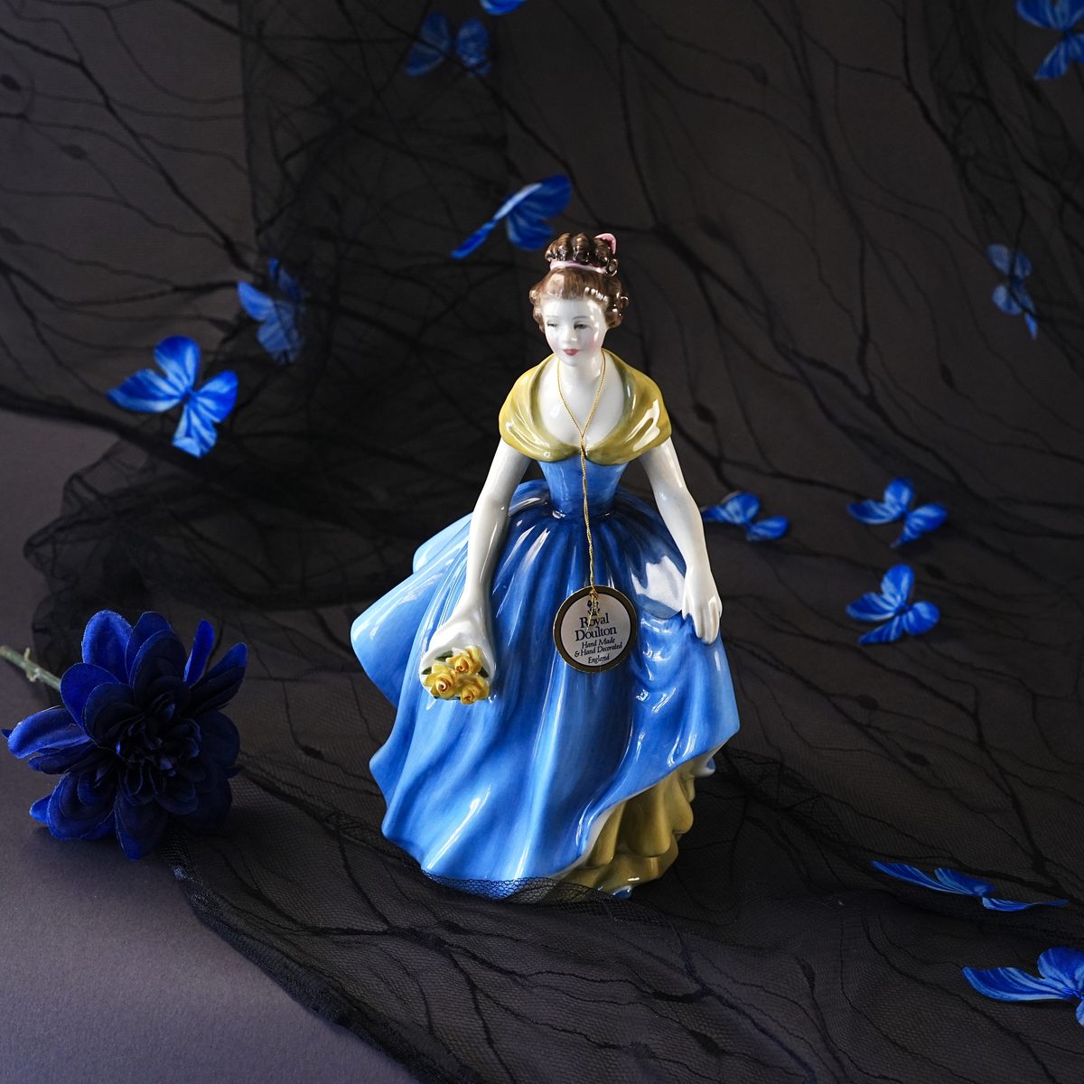 Vintage Royal Doulton Melanie HN 2271 Figurine – Designed Peggy Davies, Blue Dress Yellow Shawl, Original Hangtag, Bone China, England 1970s