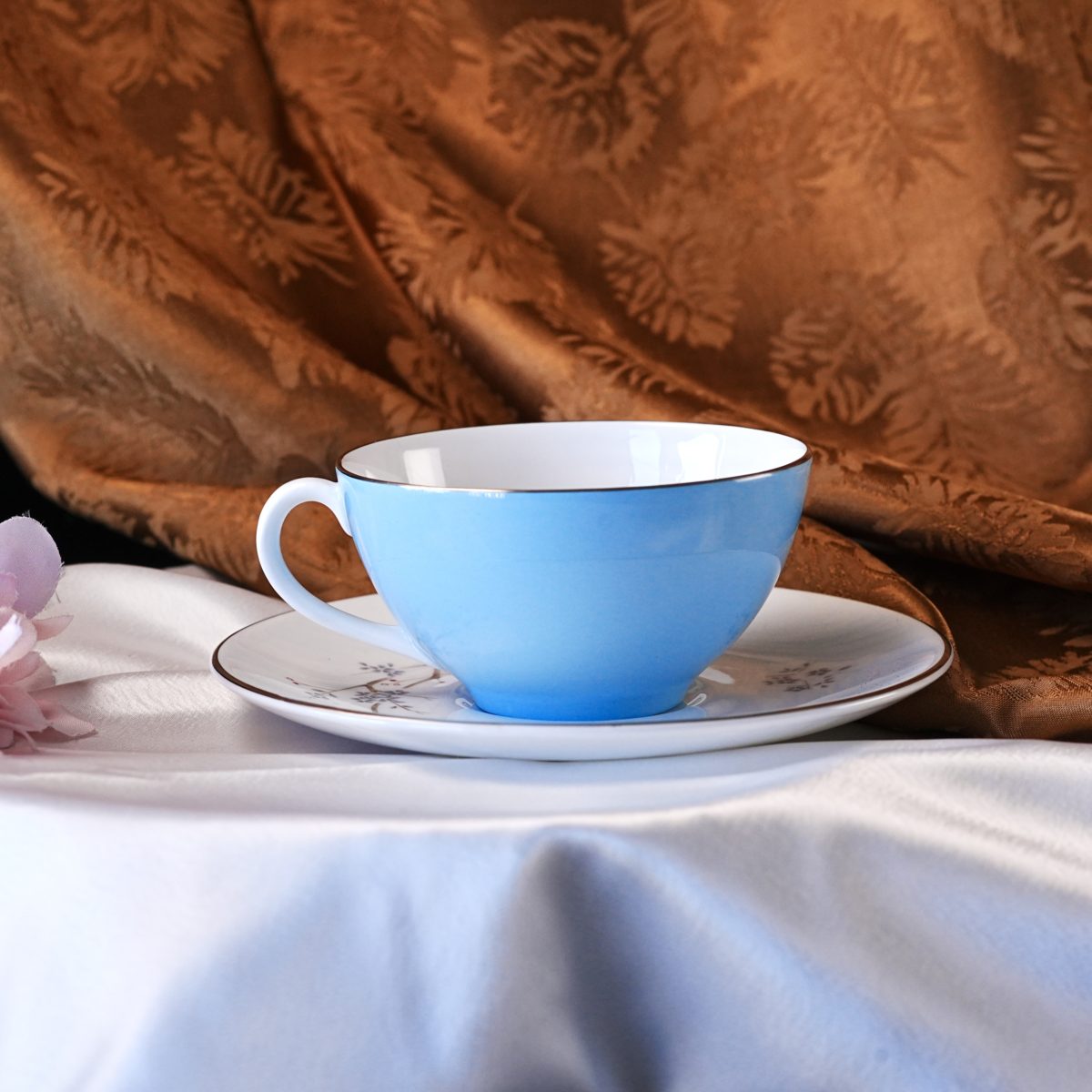 Vintage Royal Doulton Powder Blue Teacup & Saucer photo 4