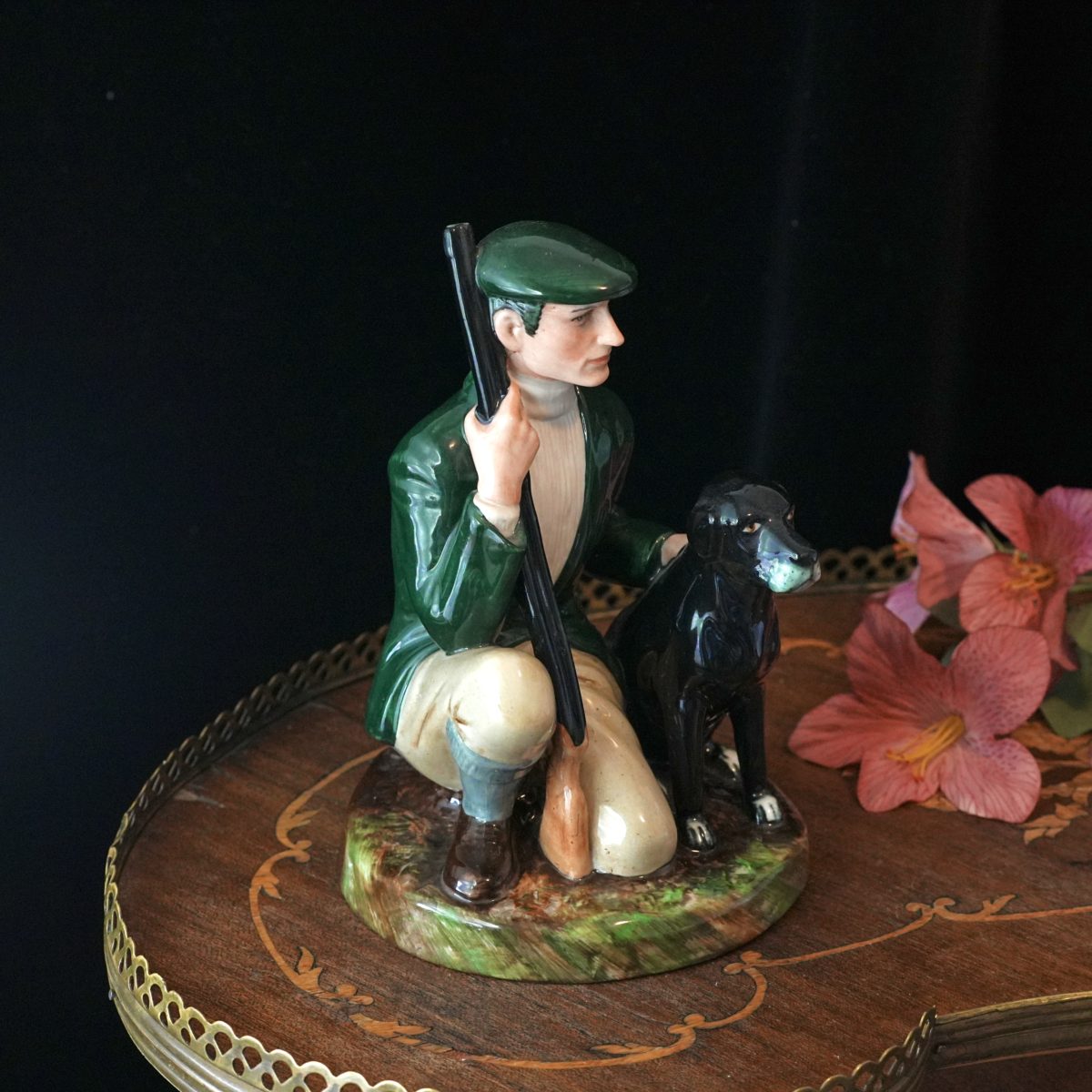 Vintage Royal Doulton The Gamekeeper Figurine HN2879 photo 5